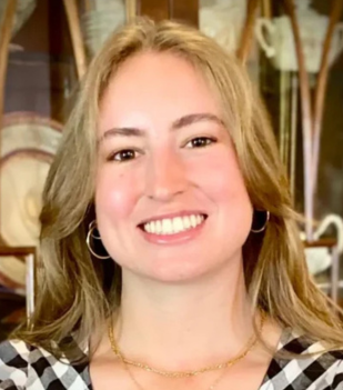 Scholarship Recipient Cora Hicks