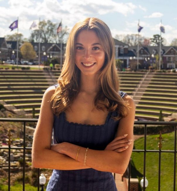 Malia Agnostinelli is HP Literary League’s 2025-2026 Scholarship Recipient.